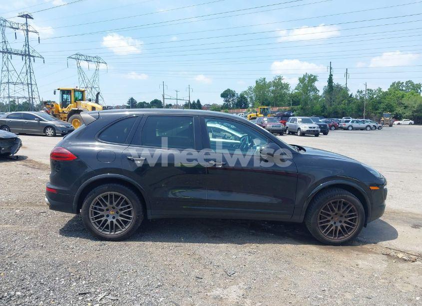Photo 13 of 2017 Porsche Cayenne PLATINUM EDITION (VIN WP1AA2A25HKA80374)