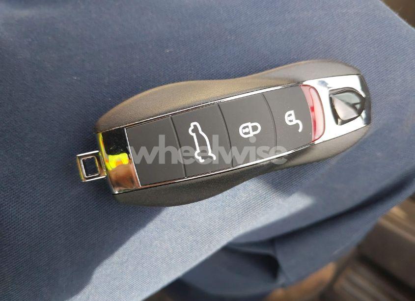 Photo 11 of 2012 Porsche Cayenne N/A (VIN WP1AA2A26CLA06173)