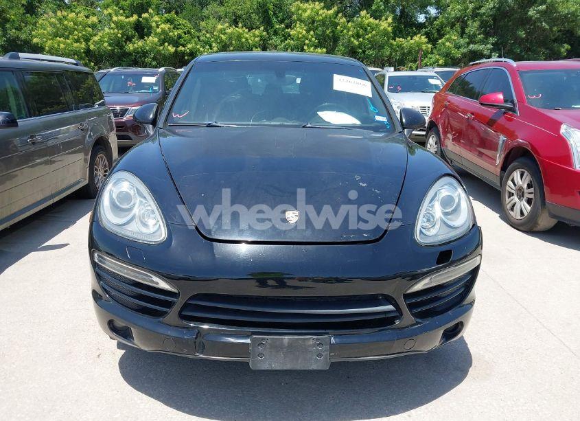 Photo 13 of 2012 Porsche Cayenne N/A (VIN WP1AA2A26CLA06173)