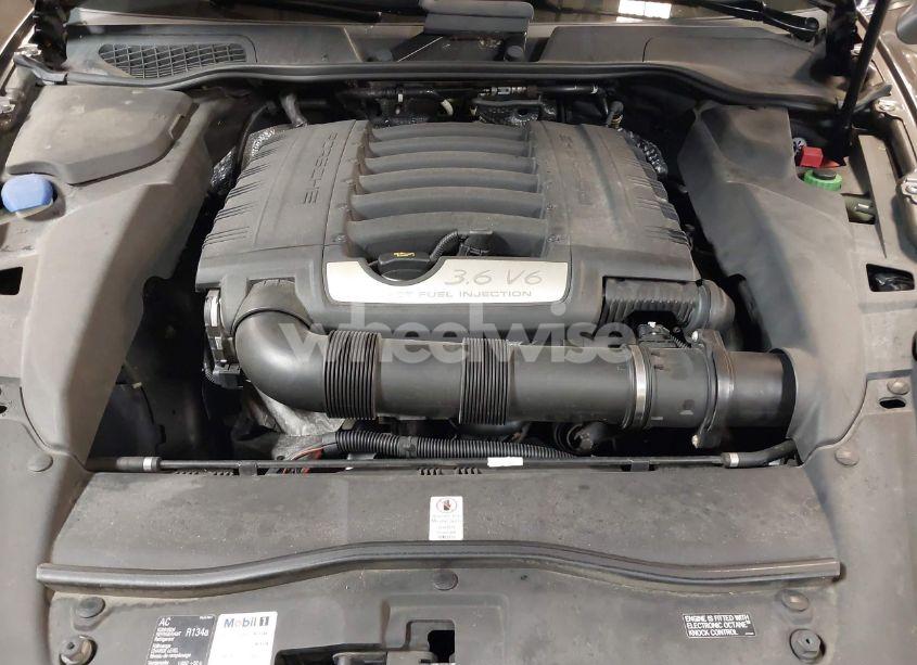 Photo 10 of 2014 Porsche Cayenne N/A (VIN WP1AA2A26ELA93026)