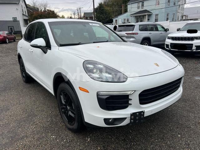 Photo 8 of 2016 PORSCHE CAYENNE N/A (VIN WP1AA2A26GLA08205)
