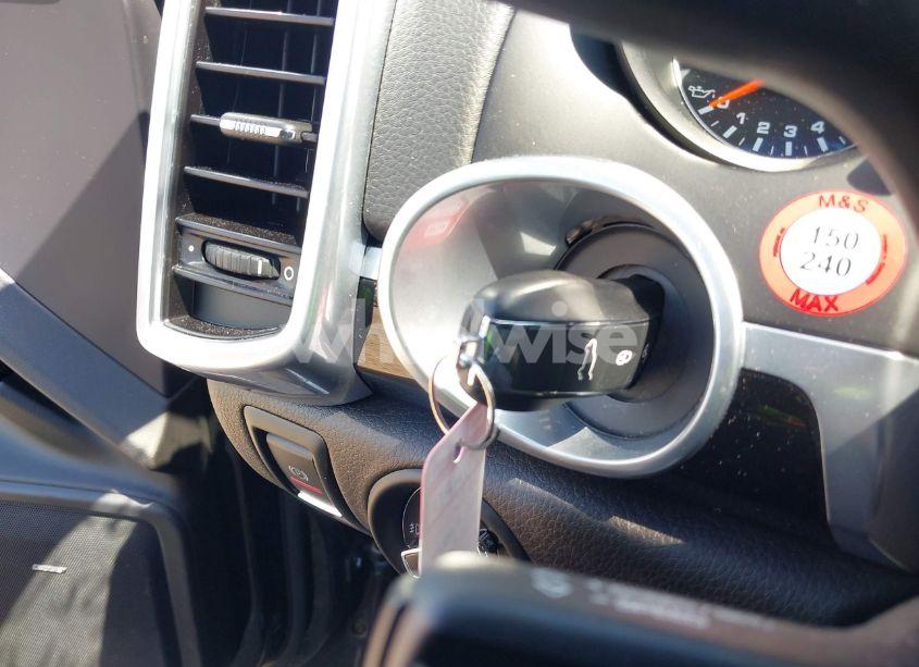 Photo 11 of 2016 Porsche Cayenne N/A (VIN WP1AA2A26GLA09709)