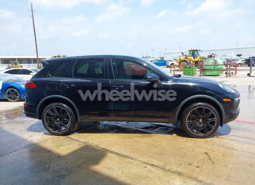 Photo 13 of 2016 Porsche Cayenne N/A (VIN WP1AA2A27GKA14200)