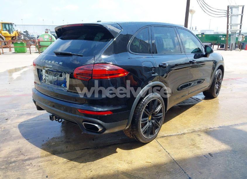 Photo 4 of 2016 Porsche Cayenne N/A (VIN WP1AA2A27GKA14200)