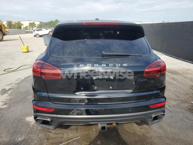 Photo 3 of 2016 PORSCHE CAYENNE N/A (VIN WP1AA2A27GLA11131)