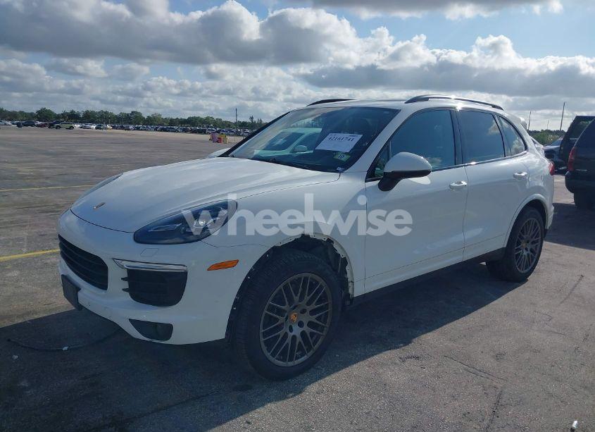 Photo 2 of 2018 Porsche Cayenne PLATINUM EDITION (VIN WP1AA2A27JKA02278)