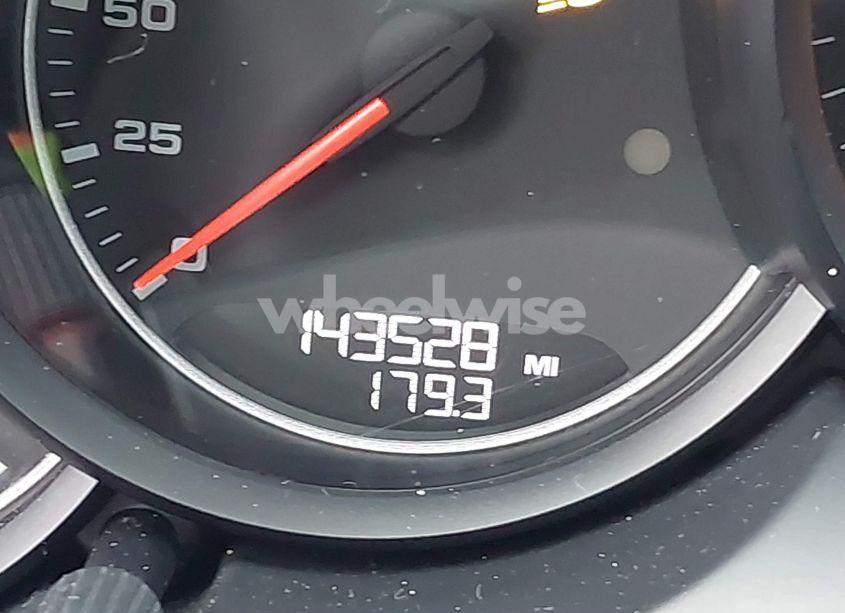 Photo 16 of 2014 Porsche Cayenne PLATINUM EDITION (VIN WP1AA2A28ELA93500)