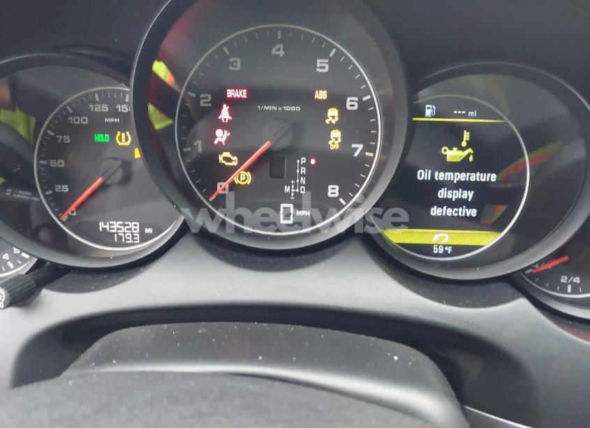 Photo 7 of 2014 Porsche Cayenne PLATINUM EDITION (VIN WP1AA2A28ELA93500)