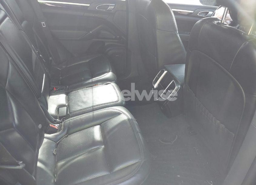 Photo 8 of 2017 Porsche Cayenne PLATINUM EDITION (VIN WP1AA2A28HKA86217)