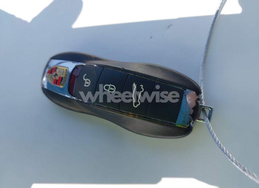 Photo 11 of 2018 Porsche Cayenne PLATINUM EDITION (VIN WP1AA2A28JKA02807)