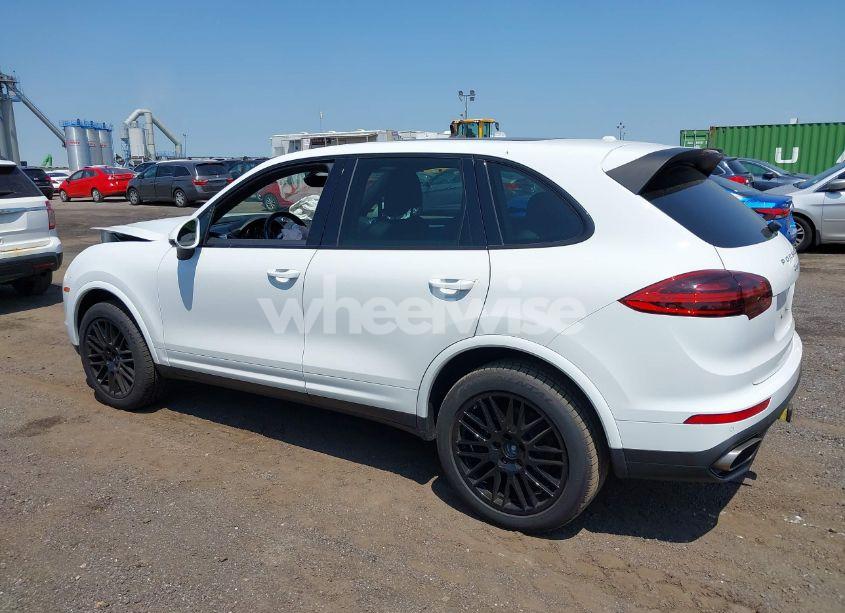Photo 14 of 2018 Porsche Cayenne PLATINUM EDITION (VIN WP1AA2A28JKA02807)