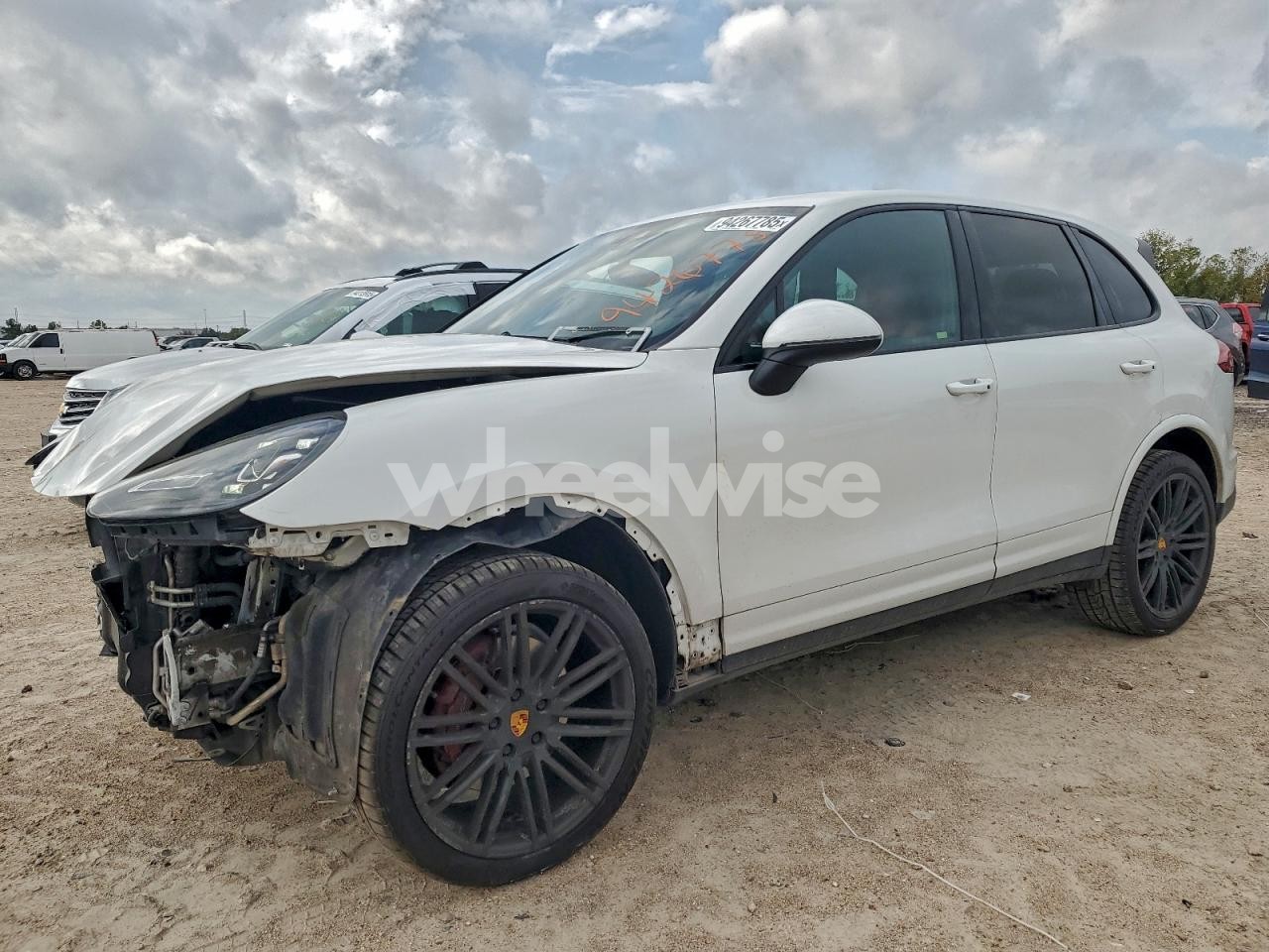 2018 PORSCHE CAYENNE (VIN WP1AA2A2XJKA02968) main photo