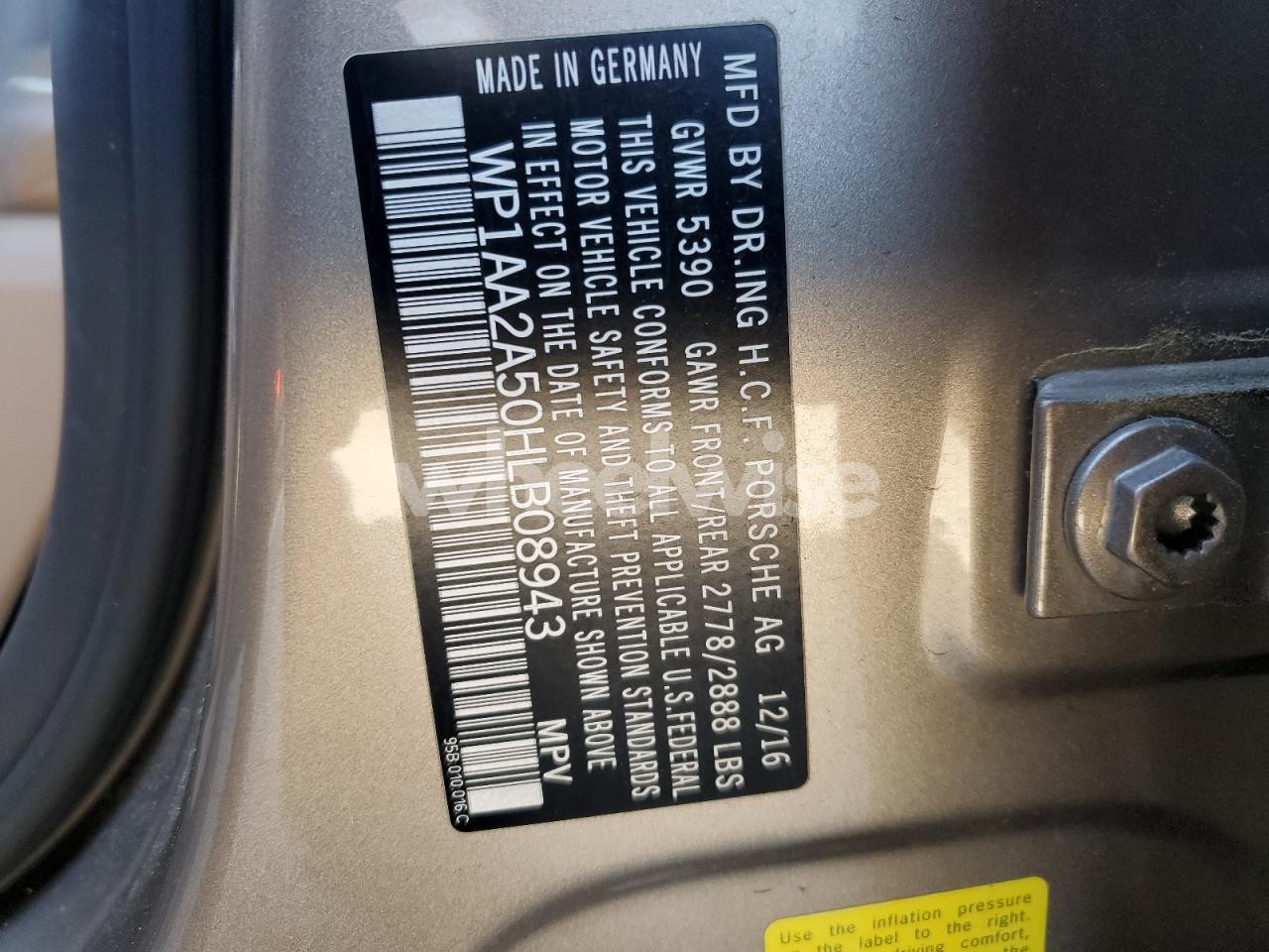 Photo 13 of 2017 PORSCHE MACAN N/A (VIN WP1AA2A50HLB08943)