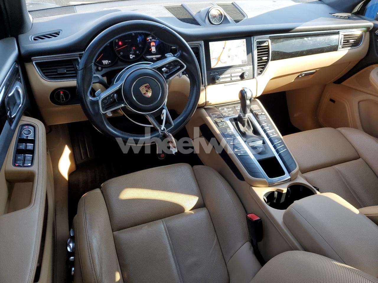 Photo 8 of 2017 PORSCHE MACAN N/A (VIN WP1AA2A50HLB08943)