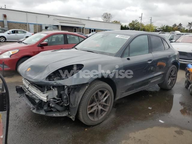 Photo 12 of 2023 PORSCHE MACAN BASE N/A (VIN WP1AA2A51PLB12515)