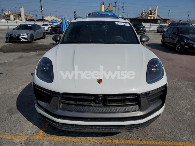 Photo 10 of 2023 PORSCHE MACAN BASE N/A (VIN WP1AA2A51PLB21621)