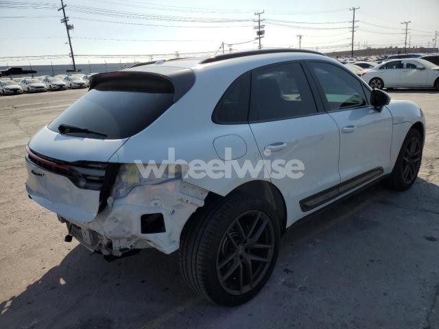 Photo 8 of 2023 PORSCHE MACAN BASE N/A (VIN WP1AA2A51PLB21621)