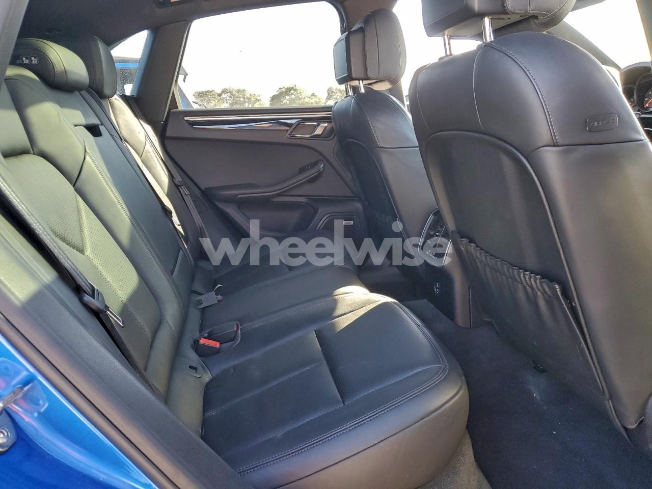 Photo 11 of 2020 PORSCHE MACAN (VIN WP1AA2A52LLB03669)