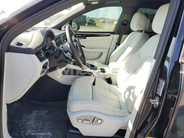 Photo 10 of 2024 PORSCHE MACAN BASE N/A (VIN WP1AA2A52RLB20660)