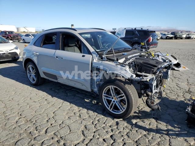 Photo 13 of 2024 PORSCHE MACAN BASE N/A (VIN WP1AA2A56RLB19477)