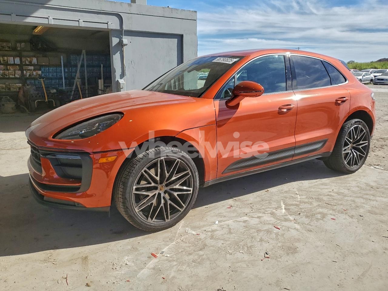 2025 PORSCHE MACAN BASE (VIN WP1AA2A56SLB11871) main photo