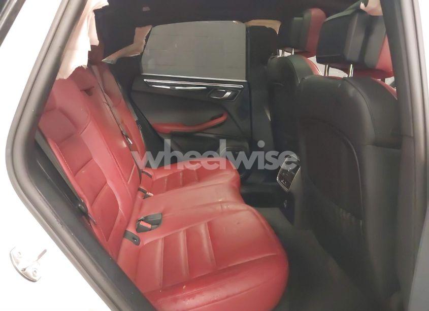 Photo 8 of 2024 Porsche Macan BASE (PDK)/T (VIN WP1AA2A59RLB10479)