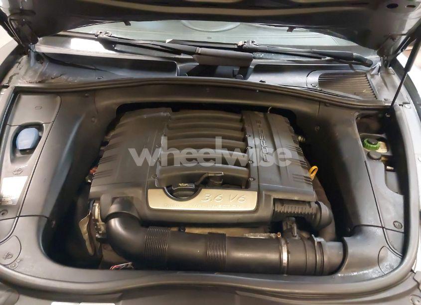 Photo 10 of 2010 Porsche Cayenne N/A (VIN WP1AA2APXALA04788)