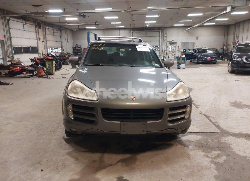 Photo 12 of 2010 Porsche Cayenne N/A (VIN WP1AA2APXALA04788)