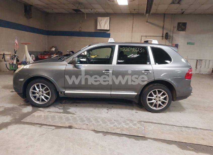 Photo 14 of 2010 Porsche Cayenne N/A (VIN WP1AA2APXALA04788)