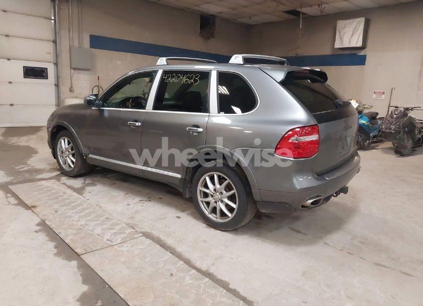 Photo 3 of 2010 Porsche Cayenne N/A (VIN WP1AA2APXALA04788)