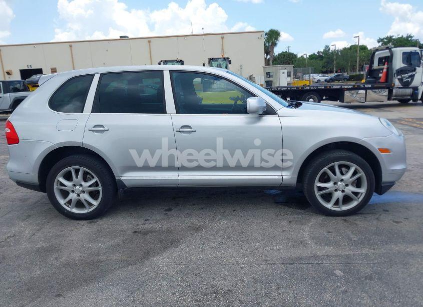 Photo 13 of 2010 Porsche Cayenne N/A (VIN WP1AA2APXALA04791)