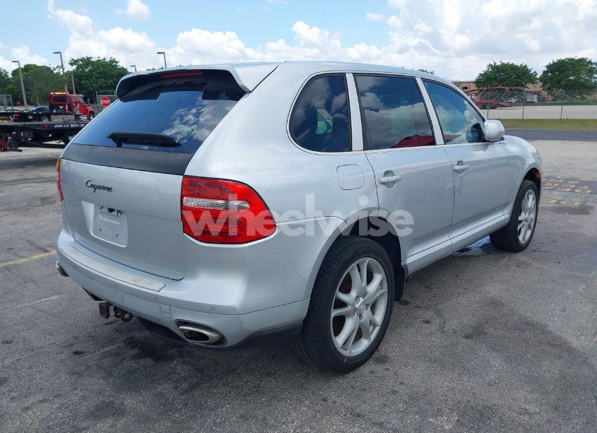 Photo 4 of 2010 Porsche Cayenne N/A (VIN WP1AA2APXALA04791)