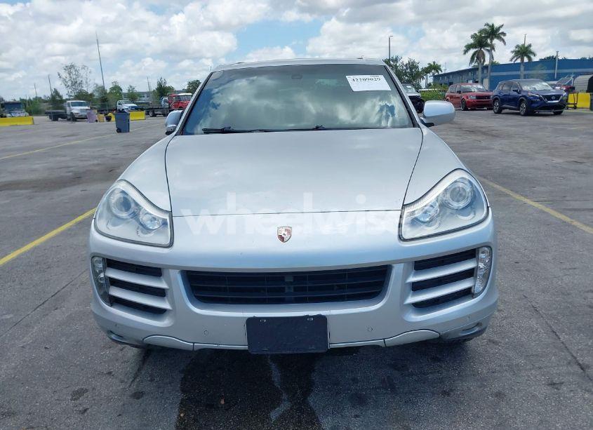 Photo 6 of 2010 Porsche Cayenne N/A (VIN WP1AA2APXALA04791)
