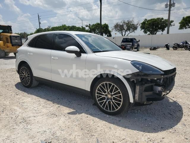 Photo 6 of 2020 PORSCHE CAYENNE N/A (VIN WP1AA2AY1LDA03390)