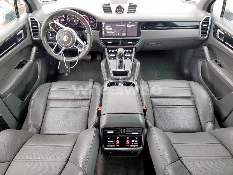 Photo 3 of 2021 PORSCHE CAYENNE N/A (VIN WP1AA2AY1MDA06839)