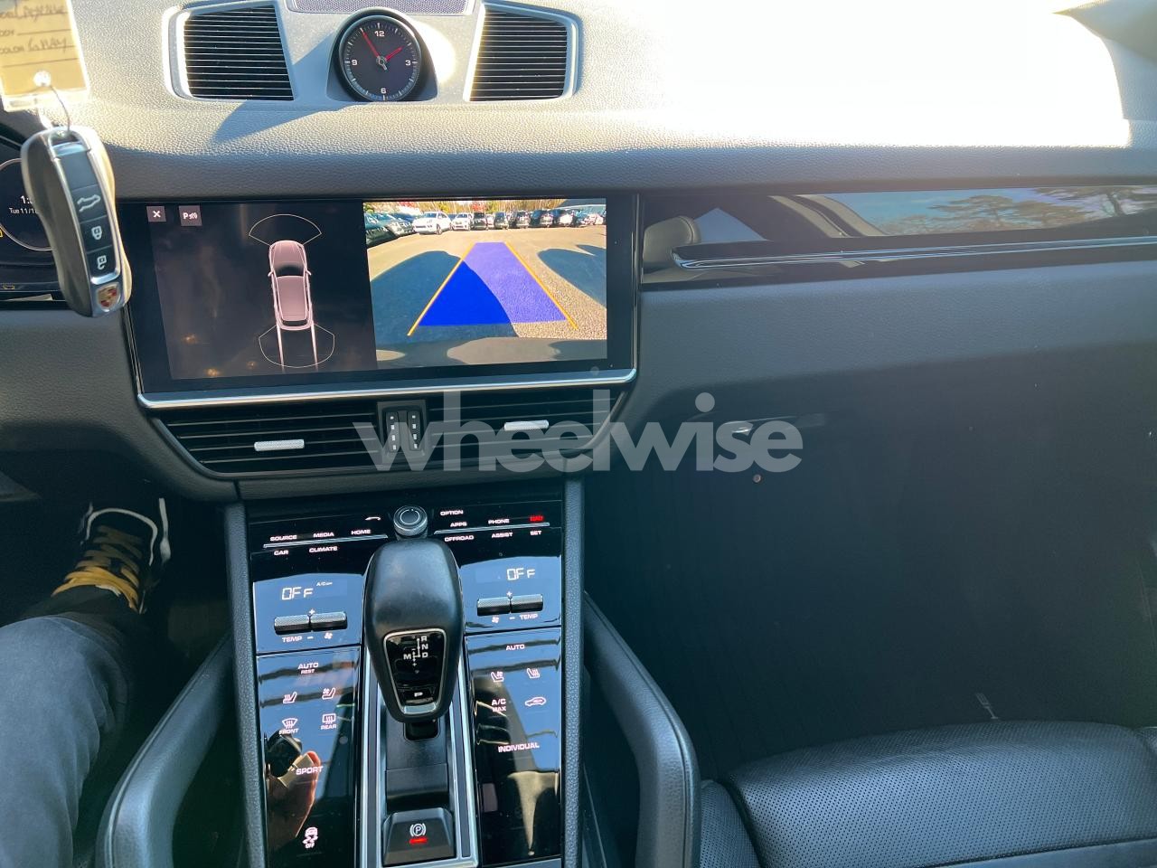 Photo 10 of 2020 PORSCHE CAYENNE N/A (VIN WP1AA2AY3LDA09949)