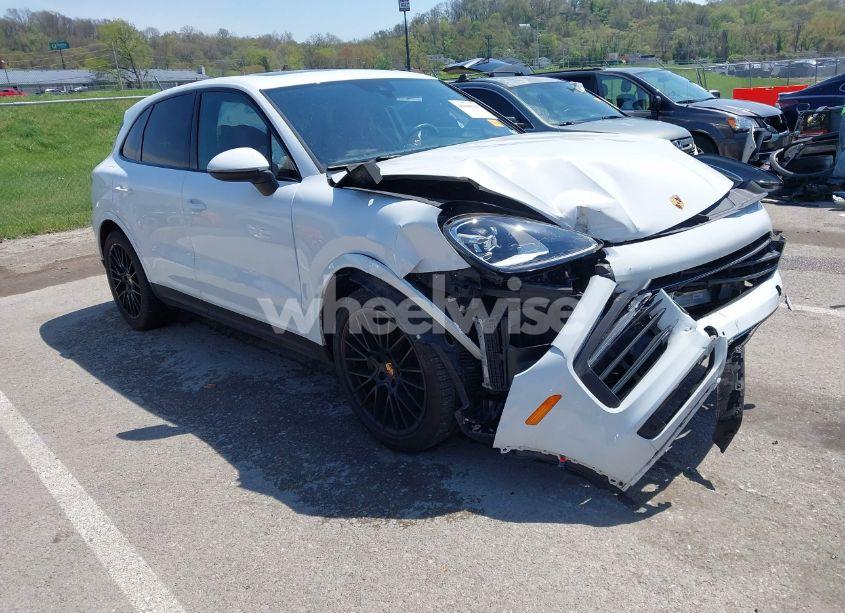 2023 Porsche Cayenne PLATINUM EDITION (VIN WP1AA2AY5PDA03348) main photo