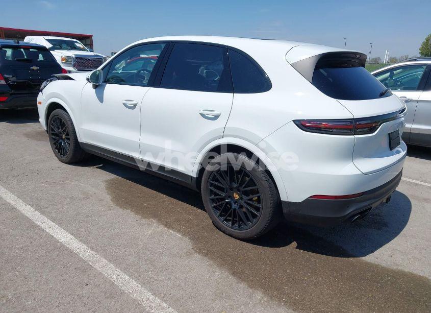 Photo 3 of 2023 Porsche Cayenne PLATINUM EDITION (VIN WP1AA2AY5PDA03348)