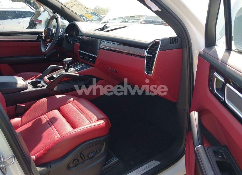 Photo 5 of 2023 Porsche Cayenne PLATINUM EDITION (VIN WP1AA2AY5PDA03348)