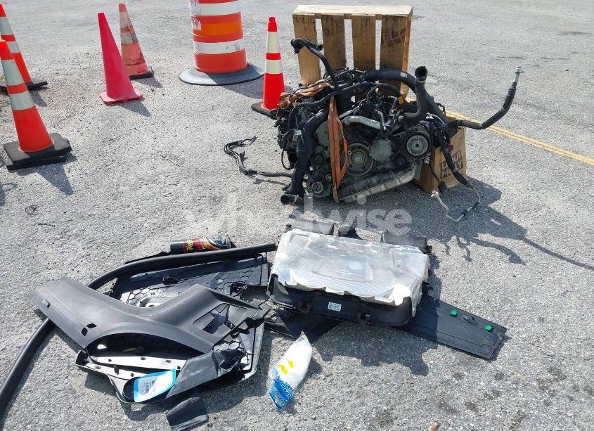 Photo 12 of 2019 Porsche Cayenne N/A (VIN WP1AA2AY6KDA01777)