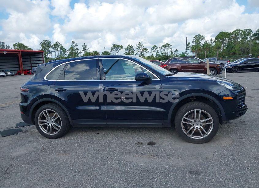 Photo 14 of 2019 Porsche Cayenne N/A (VIN WP1AA2AY6KDA01777)