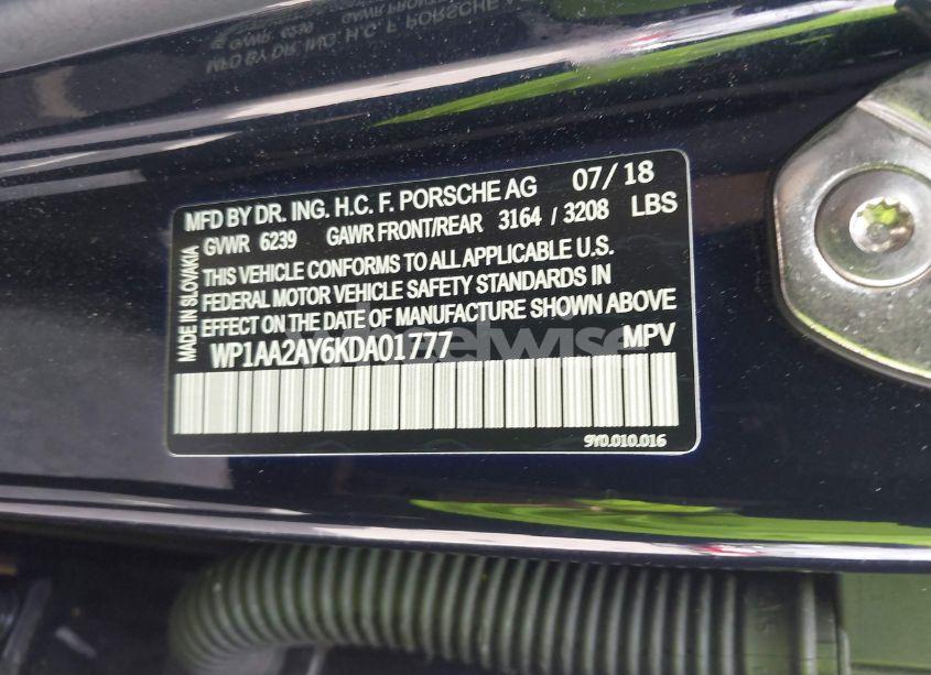 Photo 9 of 2019 Porsche Cayenne N/A (VIN WP1AA2AY6KDA01777)