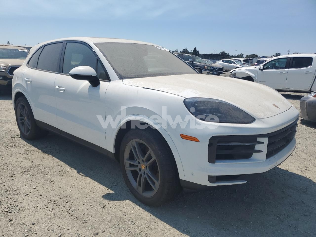 Photo 4 of 2024 PORSCHE CAYENNE N/A (VIN WP1AA2AY6RDA12143)