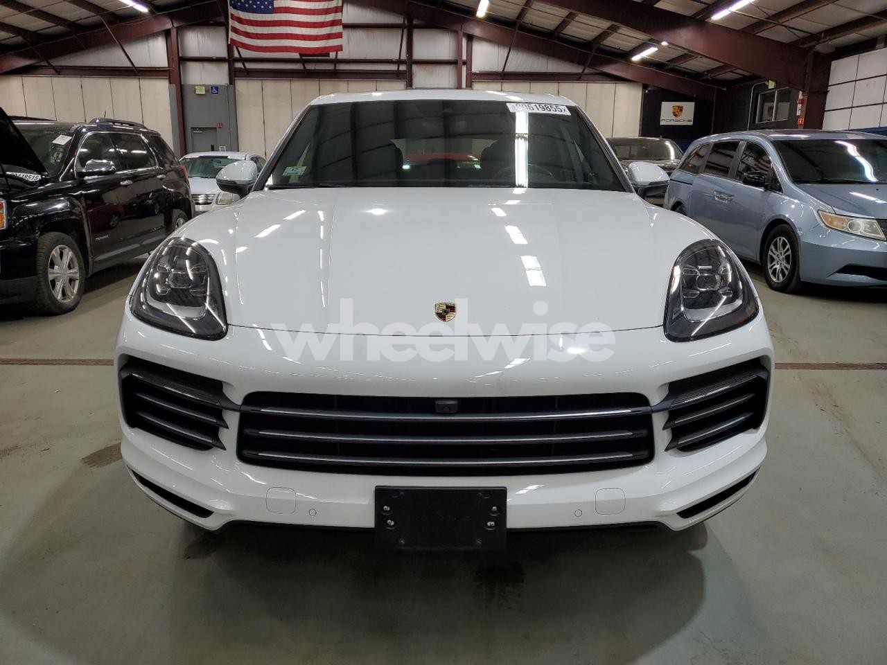 Photo 5 of 2019 PORSCHE CAYENNE (VIN WP1AA2AY7KDA18653)