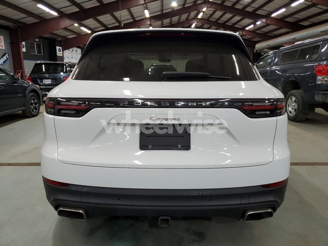 Photo 6 of 2019 PORSCHE CAYENNE (VIN WP1AA2AY7KDA18653)