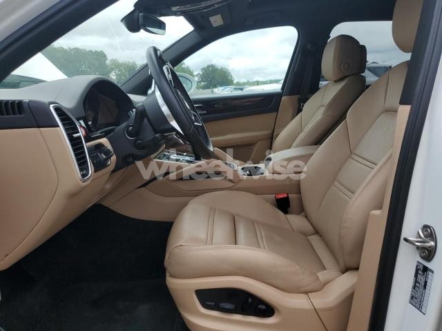 Photo 4 of 2023 PORSCHE CAYENNE BASE N/A (VIN WP1AA2AY8PDA04901)