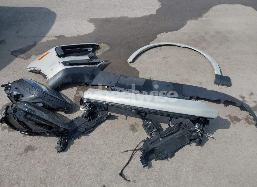 Photo 12 of 2024 Porsche Cayenne N/A (VIN WP1AA2AY8RDA12516)