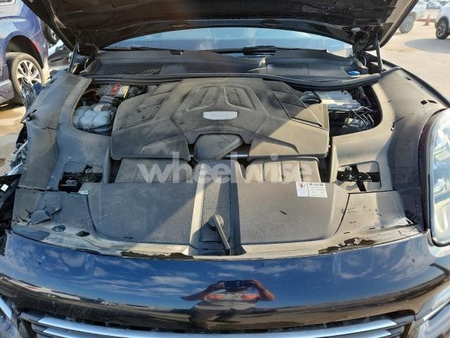 Photo 11 of 2019 PORSCHE CAYENNE N/A (VIN WP1AA2AY9KDA18458)