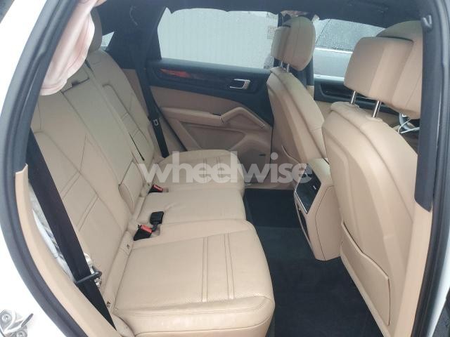 Photo 4 of 2023 PORSCHE CAYENNE BASE N/A (VIN WP1AA2AY9PDA03787)