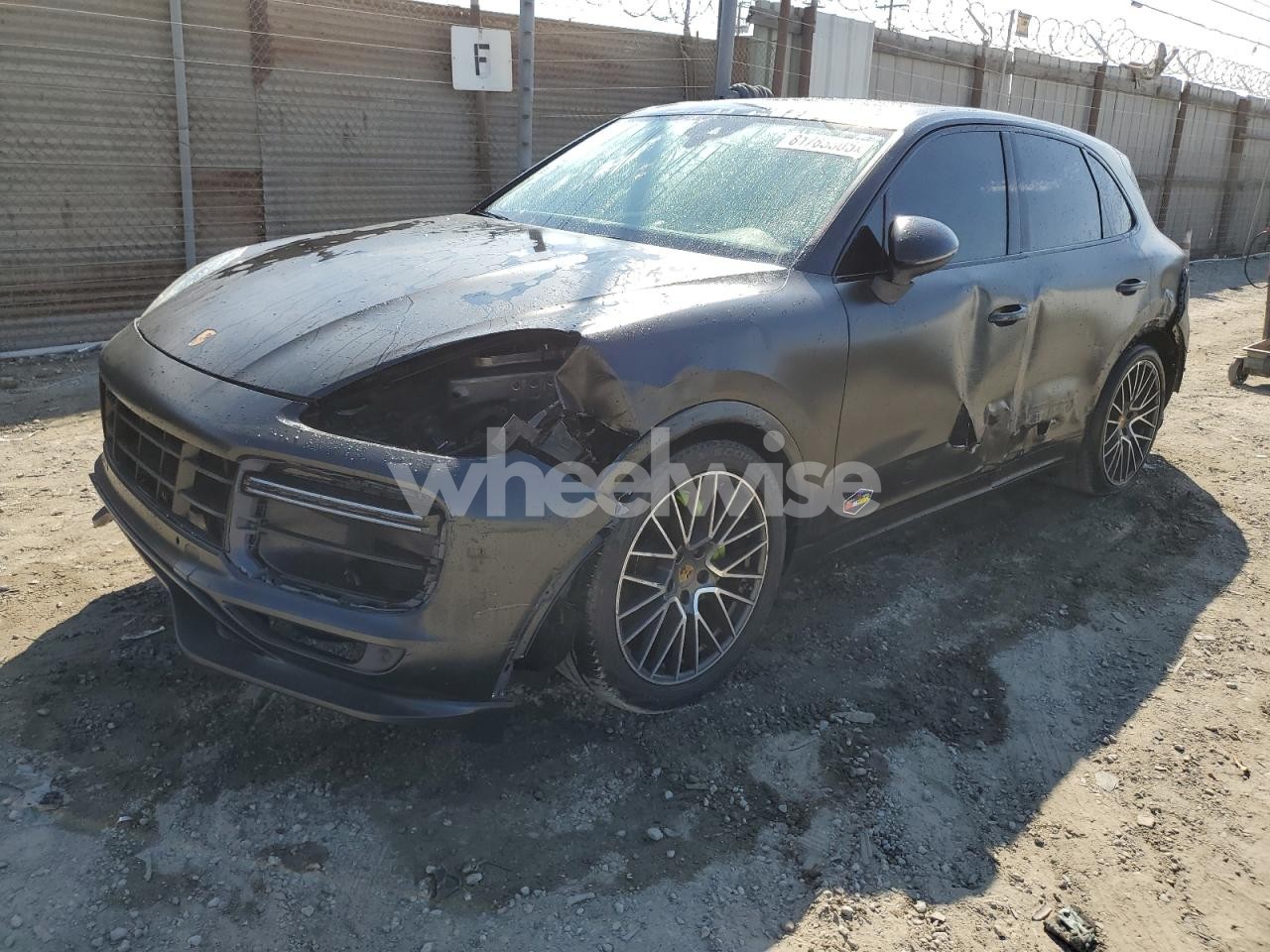 2019 PORSCHE CAYENNE N/A (VIN WP1AA2AYXKDA06013) main photo